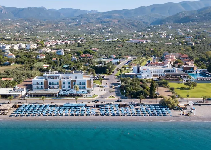 Elite City Resort