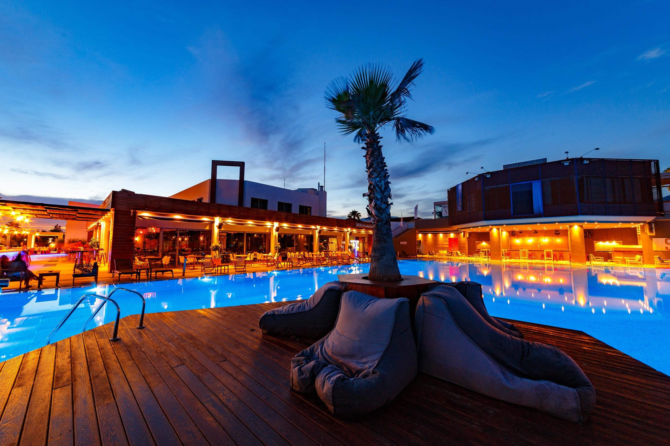 Elite Hotel 4*