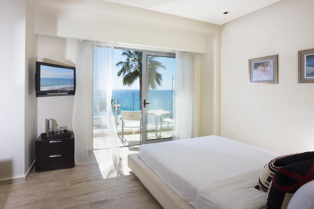 Elite Hotel 4*